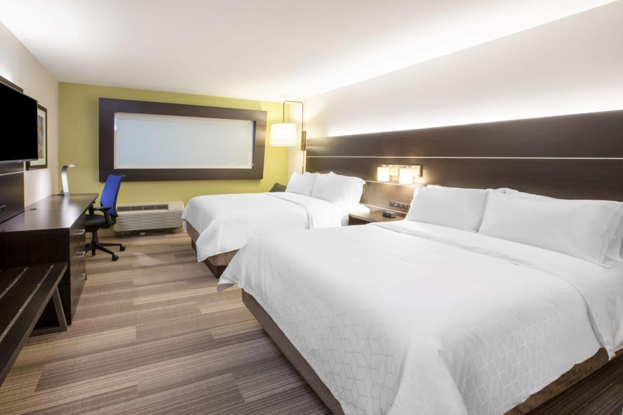 Holiday Inn Express & Suites Dyersburg By Ihg Bagian luar foto