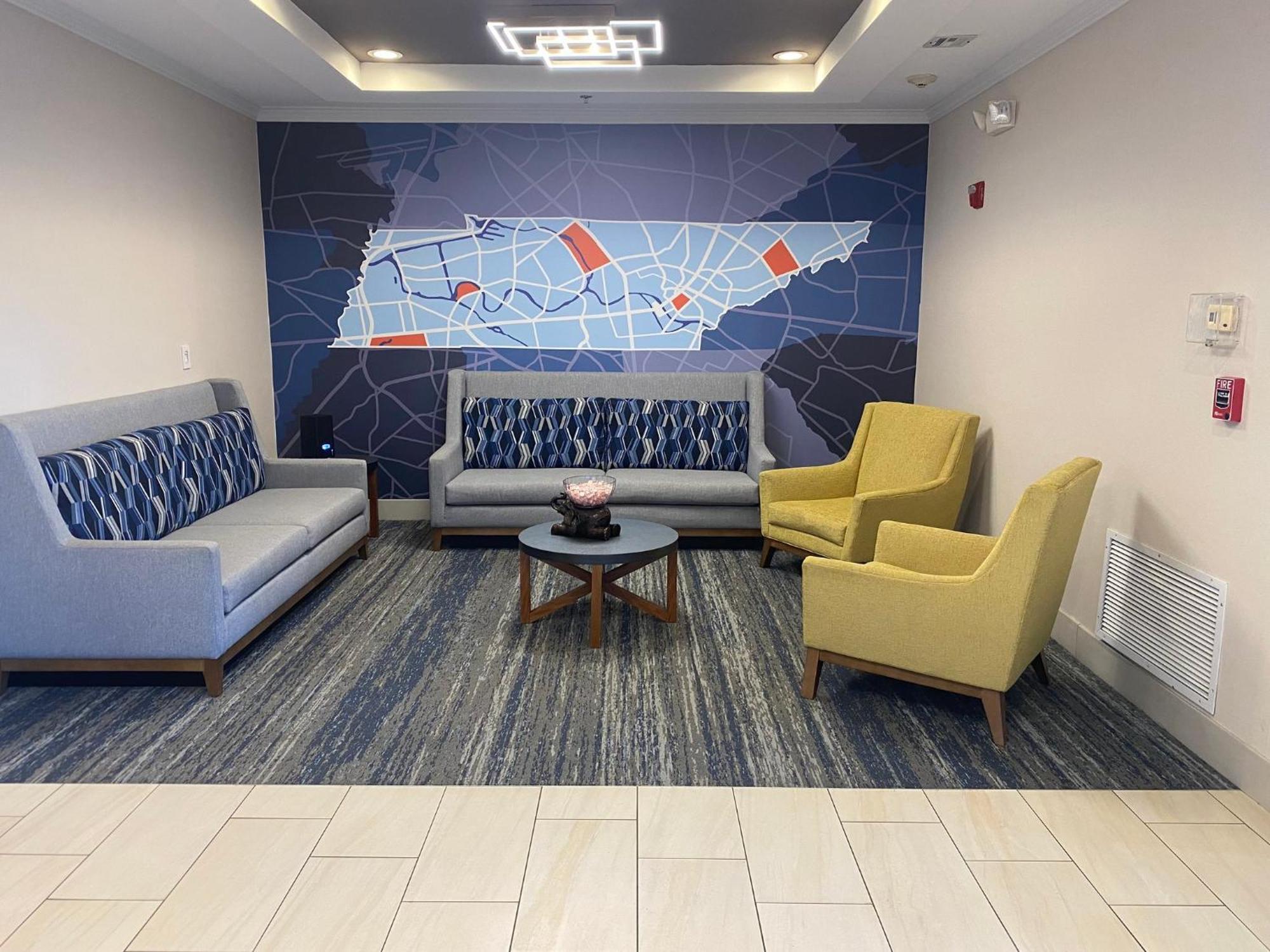 Holiday Inn Express & Suites Dyersburg By Ihg Bagian luar foto