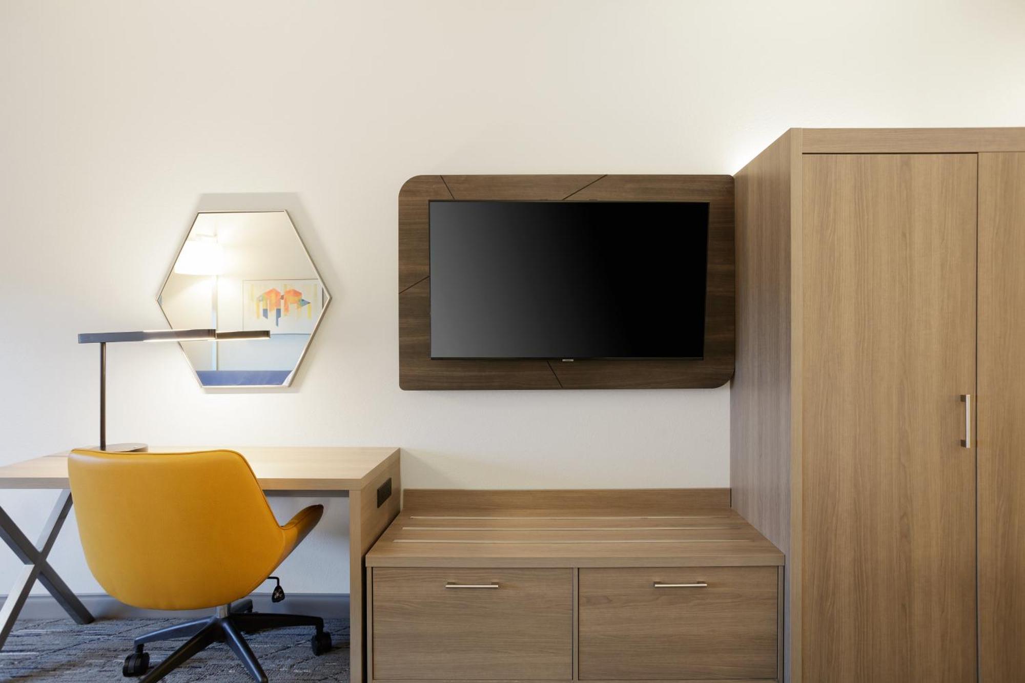 Holiday Inn Express & Suites Dyersburg By Ihg Bagian luar foto