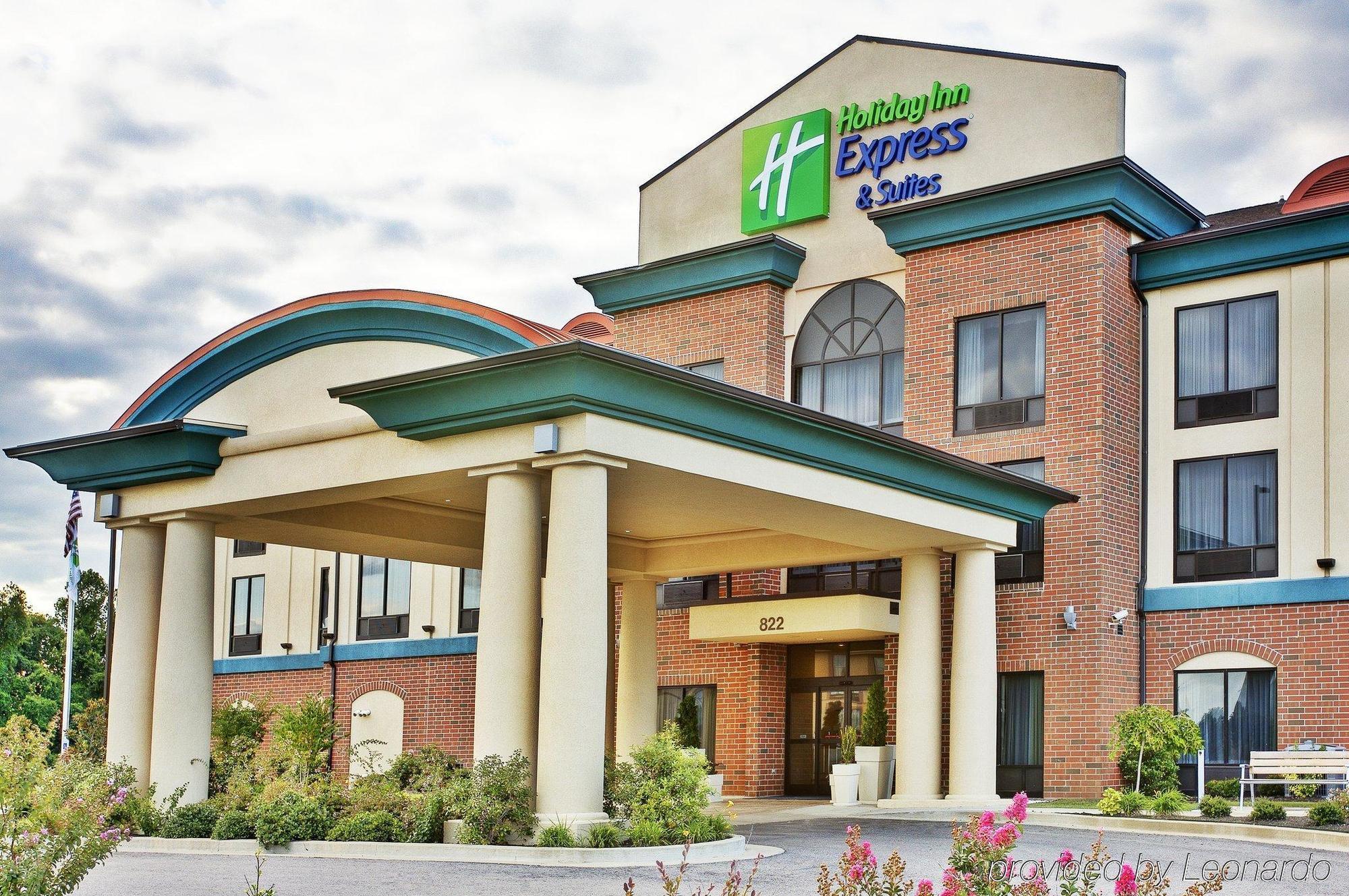 Holiday Inn Express & Suites Dyersburg By Ihg Bagian luar foto