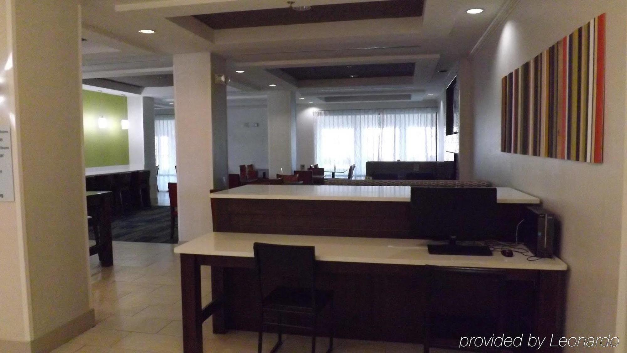 Holiday Inn Express & Suites Dyersburg By Ihg Bagian luar foto